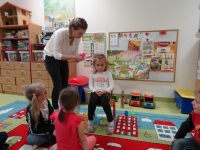Zdjęcie: POZNAJEMY PRACĘ FRYZJERA