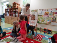 Zdjęcie: POZNAJEMY PRACĘ FRYZJERA