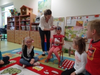 Zdjęcie: POZNAJEMY PRACĘ FRYZJERA