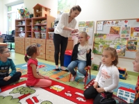 Zdjęcie: POZNAJEMY PRACĘ FRYZJERA