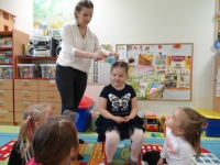 Zdjęcie: POZNAJEMY PRACĘ FRYZJERA