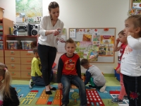 Zdjęcie: POZNAJEMY PRACĘ FRYZJERA