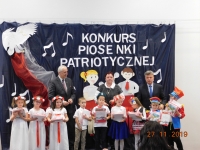 Zdjęcie: KONKURS PIOSENKI PATRIOTYCZNEJ