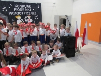 Zdjęcie: KONKURS PIOSENKI PATRIOTYCZNEJ