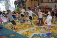 Zdjęcie: GIMNASTYKA Z MUZYKĄ