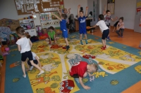Zdjęcie: GIMNASTYKA Z MUZYKĄ