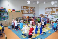 Zdjęcie: GIMNASTYKA Z MUZYKĄ