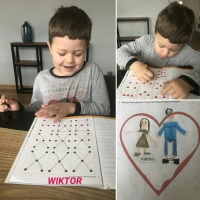 Zdjęcie: PRACUJEMY W DOMU