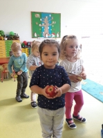 Zdjęcie: Warzywa i owoce zjadamy dużo witamin mamy