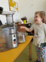 Zdjęcie: Warzywa i owoce zjadamy dużo witamin mamy