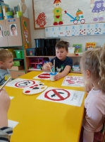 Zdjęcie: Znaki drogowe