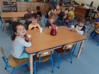 Zdjęcie: Tygryski zapraszają na soczek