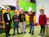 Zdjęcie: ZABAWA W TEATR