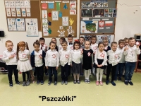 Zdjęcie: Szkoła do hymnu 2020