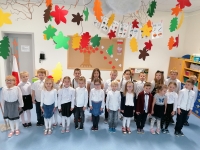 Zdjęcie: Szkoła do hymnu 2020