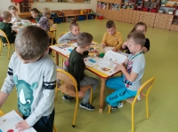 Zdjęcie: ZABAWY BADAWCZE
