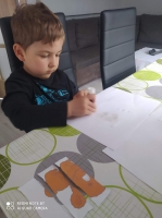 Zdjęcie: NAUCZANIE ZDALNE 14.04.