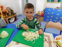 Zdjęcie: Robimy surówkę