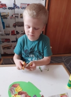 Zdjęcie: Galeria zdjęć- uczę się i bawię w domu