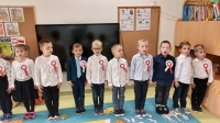 Zdjęcie: Szkoła do hymnu 2021