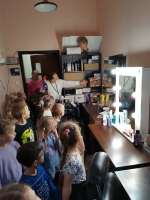 Zdjęcie: z wizytą w Teatrze Miejskim w Lesznie