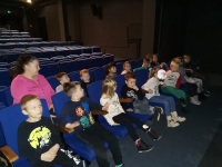 Zdjęcie: z wizytą w Teatrze Miejskim w Lesznie