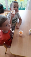 Zdjęcie: Produkcja soku jabłkowego.