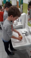 Zdjęcie: Produkcja soku jabłkowego.