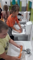 Zdjęcie: Produkcja soku jabłkowego.