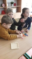 Zdjęcie: Wizyta Lwiątek w Szkole Podstawowej nr 7 w Lesznie.