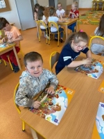 Zdjęcie: Zajęcia plastyczne z gliną.