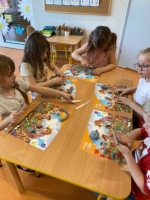 Zdjęcie: Zajęcia plastyczne z gliną.