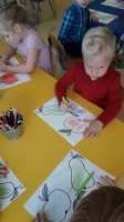 Zdjęcie: Kolorowe owoce.