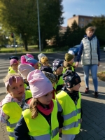 Zdjęcie: POZNAJEMY ZASADY RUCHU DROGOWEGO