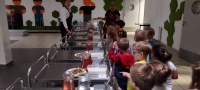 Zdjęcie: Z WIZYTĄ W PRZEDSZKOLNEJ KUCHNI