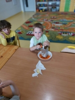 Zdjęcie: PRZYGOTOWUJEMY SURÓWKĘ