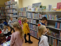 Zdjęcie: W BIBLIOTECE