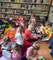 Zdjęcie: W BIBLIOTECE