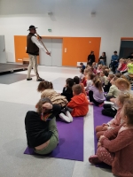 Zdjęcie: POZNAJEMY MUZYKĘ LUDOWĄ - SPOTKANIE Z GÓRALEM