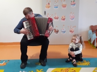 Zdjęcie: SPOTKANIE Z DZIADKIEM OLIWII