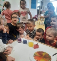 Zdjęcie: EKSPERYMENTY