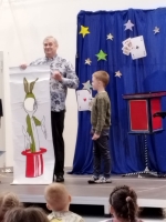 Zdjęcie: ZACZAROWANY ŚWIAT ILUZJI