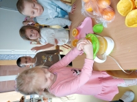 Zdjęcie: PYSZNY SOK OWOCOWY