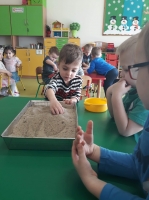 Zdjęcie: Mali odkrywcy