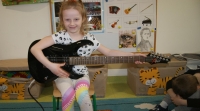 Zdjęcie: PRZYGODA Z GITARĄ