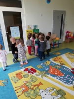 Zdjęcie: Dbamy o środowisko segregujemy śmieci