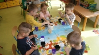 Zdjęcie: EKSPERYMENTY Z ZIEMIĄ