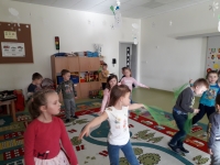Zdjęcie: Zabawy przy muzyce