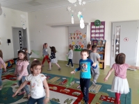Zdjęcie: Zabawy przy muzyce