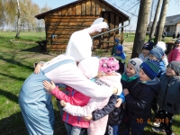 Zdjęcie: Wielkanocny zajączek w Kluczewie